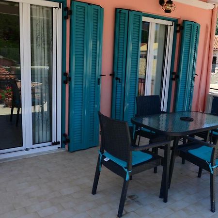 Jenny Apartment Гайос Экстерьер фото